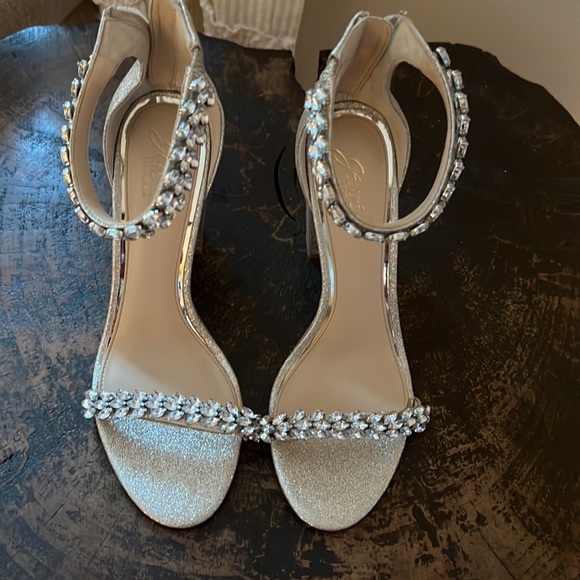 Jewel Badgley Mishka - Picture 2 of 5